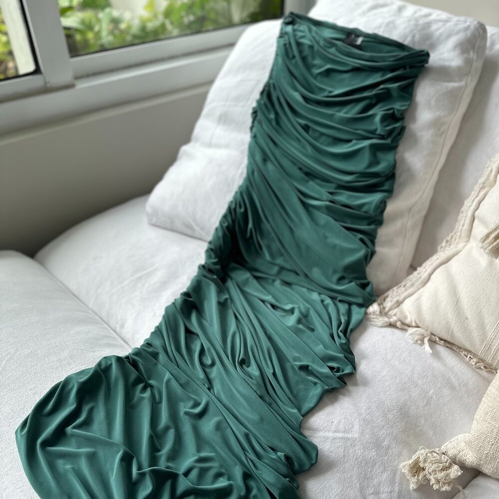 One-Shoulder Asymmetrical Norma Kamali Dress. (NWT)